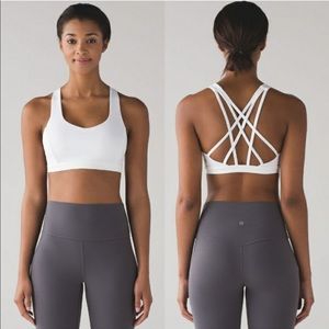 Lululemon - Free To Be Serene Bra